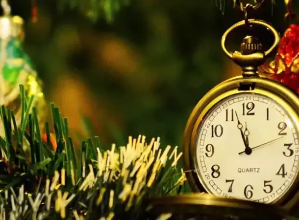 Режим работы в праздничные дни